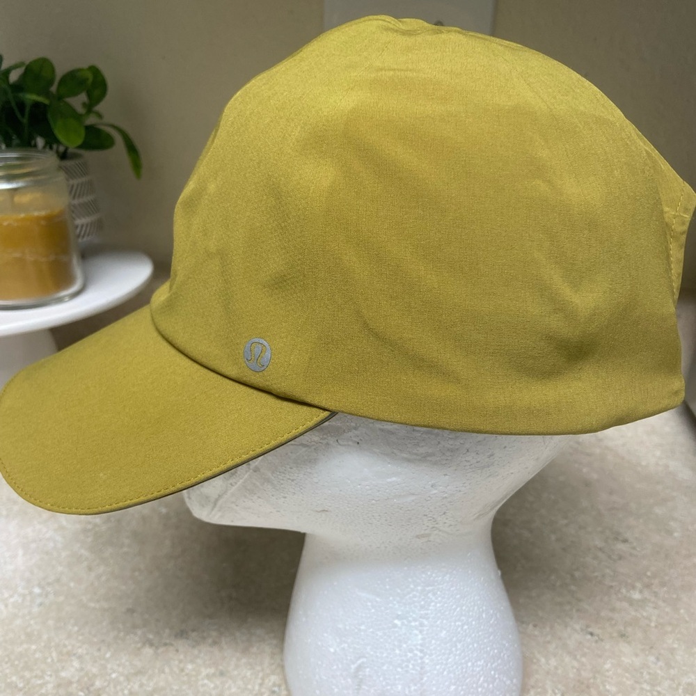 Lululemon fast and free running hat reflective one size